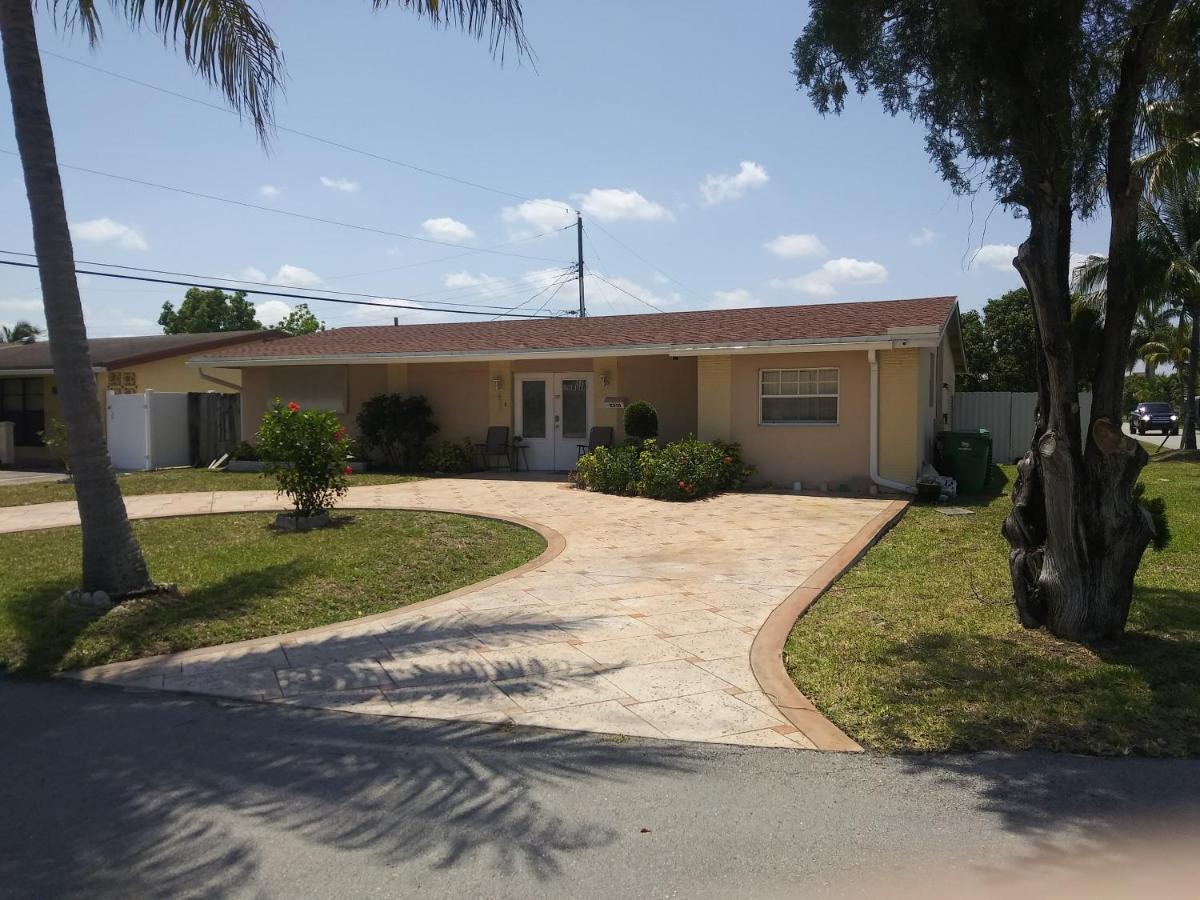 Bon Soleil Stadium Guesthome Miramar Kültér fotó