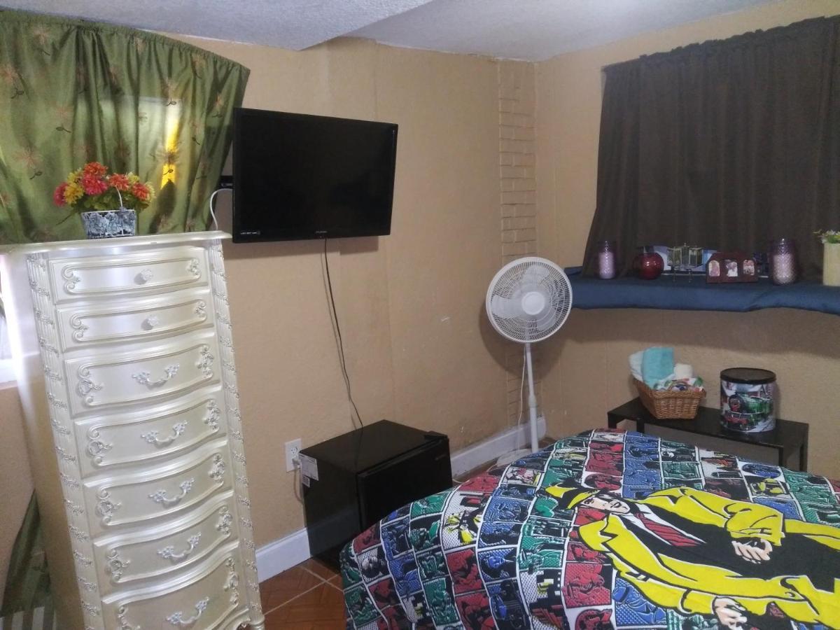 Bon Soleil Stadium Guesthome Miramar Kültér fotó