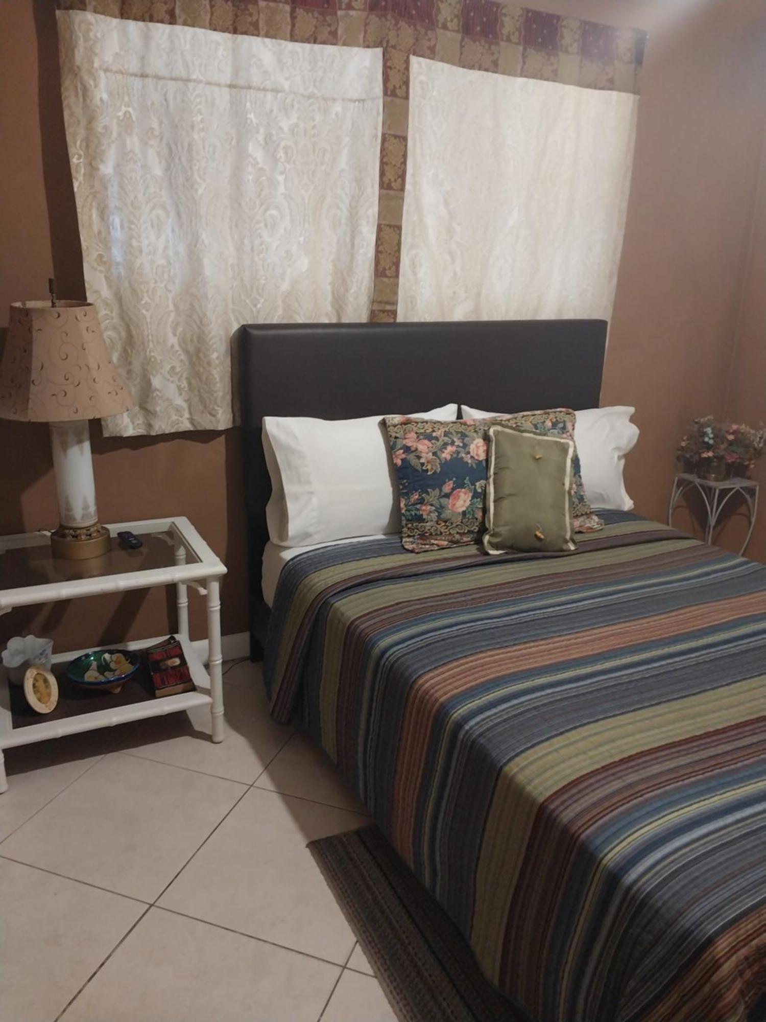 Bon Soleil Stadium Guesthome Miramar Kültér fotó